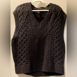 Oversized Sweater Vest